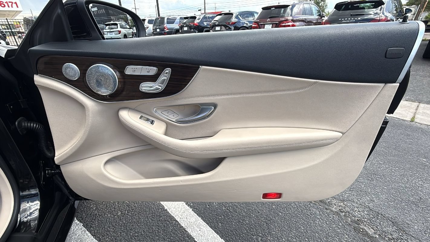 Used 2020 Mercedes-Benz C 300 4MATIC Cabriolet w/ Parking Assistance Package image 22