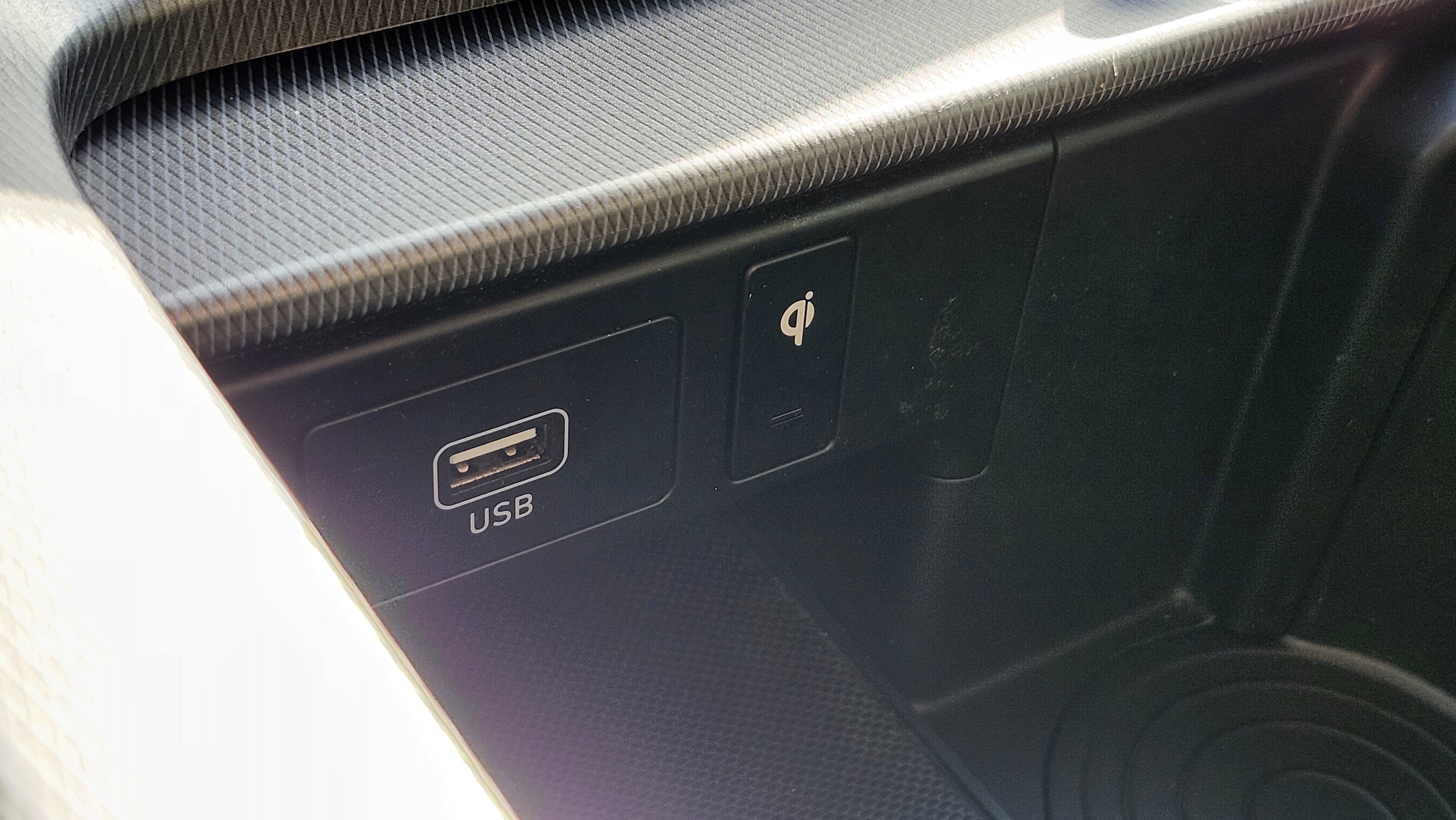 Used 2022 Hyundai Palisade Calligraphy image 33