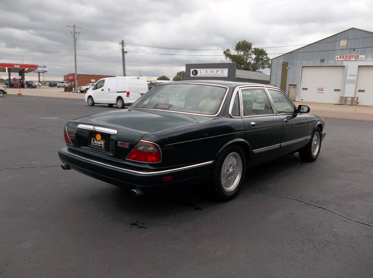 Used 1995 Jaguar XJ Vanden Plas RWD image 10