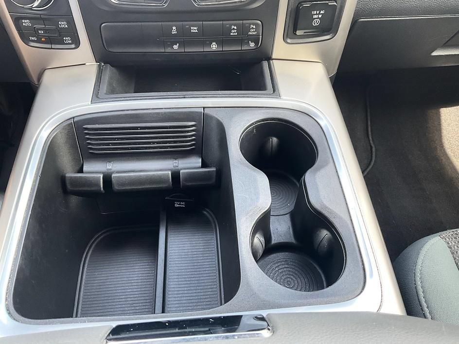 Used 2017 RAM 1500 Big Horn AWD/4WD image 25