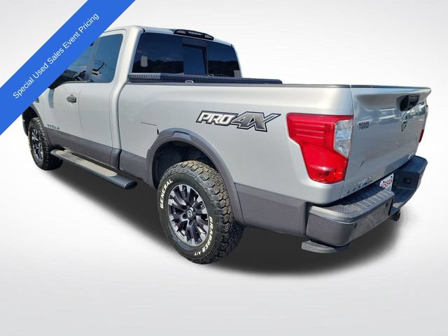Used 2017 Nissan Titan PRO-4X AWD/4WD image 3
