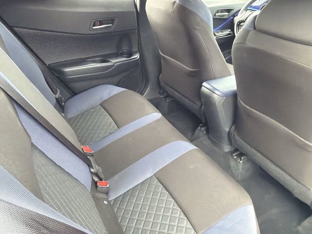 Used 2020 Toyota C-HR XLE image 15