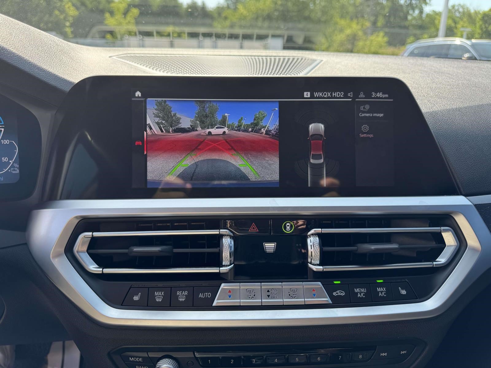 Used 2022 BMW 330e w/ Convenience Package RWD image 22