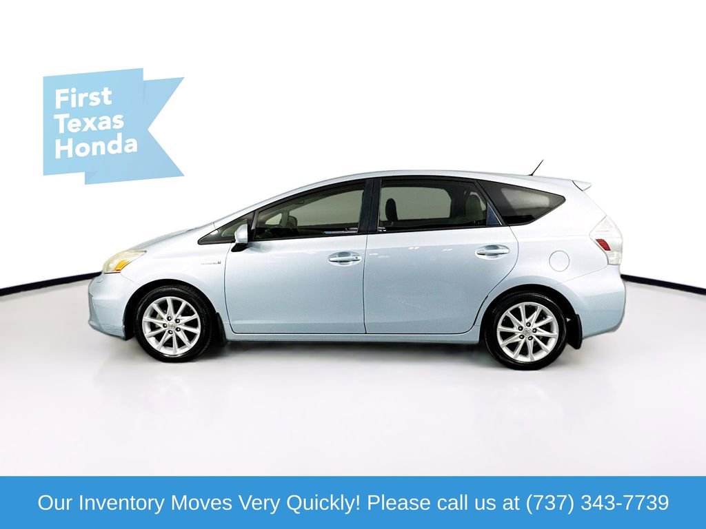Used 2014 Toyota Prius V Five image 4