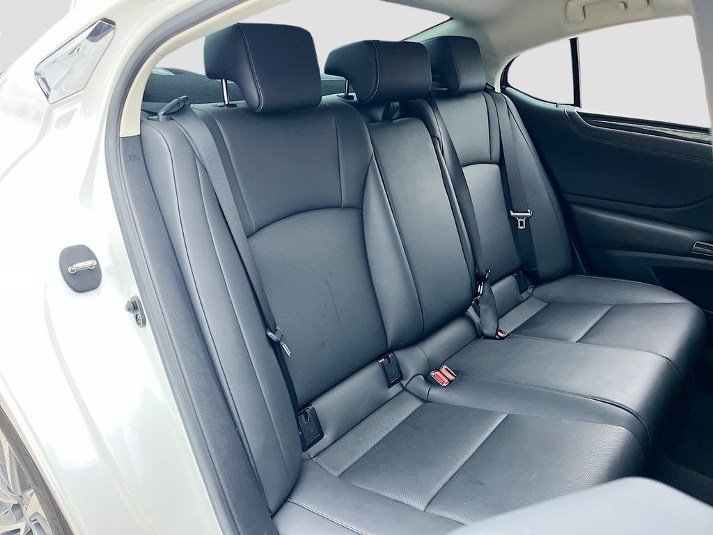 Used 2023 Lexus ES 350 w/ Accessory Package (Z2) image 25