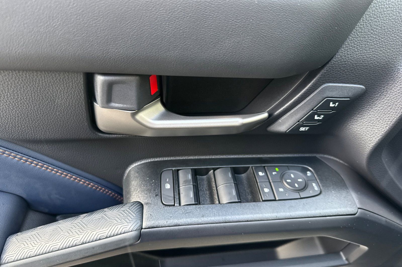 New 2026 Toyota 4Runner Platinum image 10