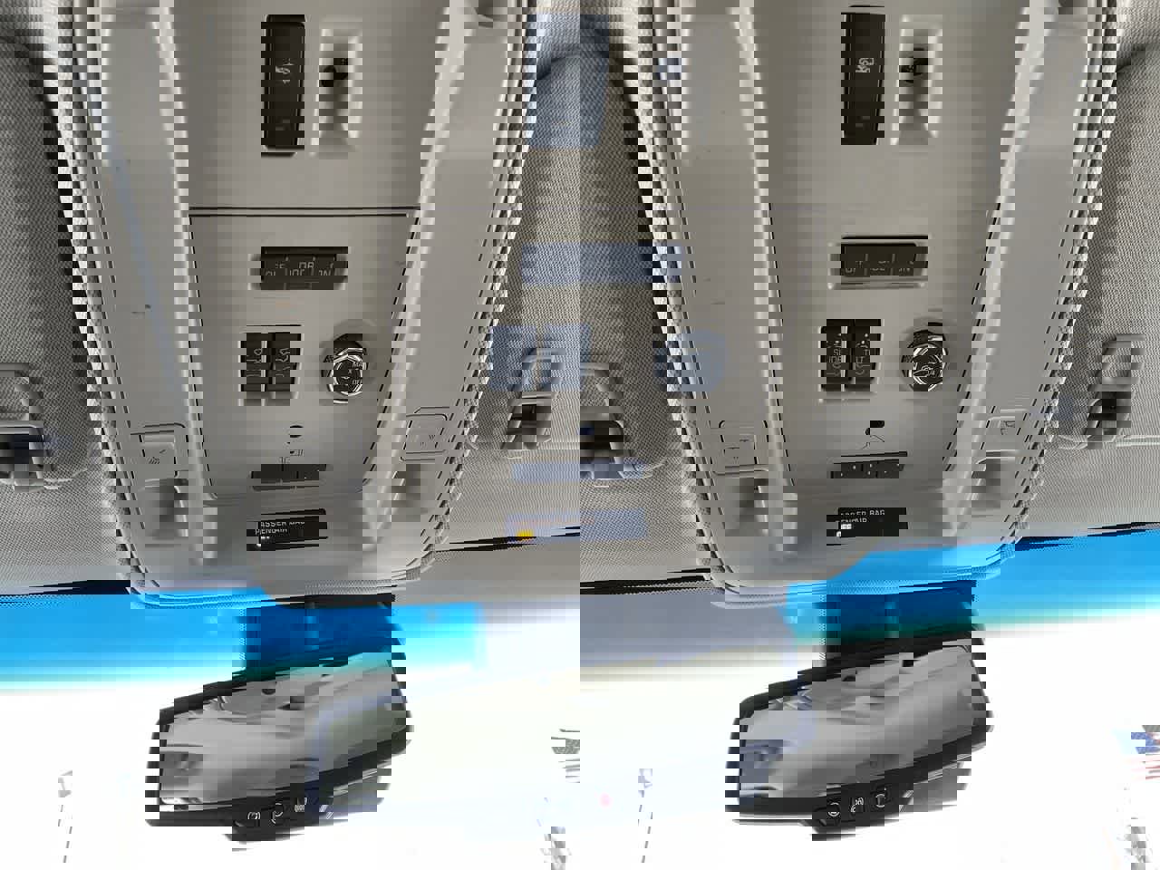 Used 2016 GMC Yukon Denali w/ Open Road Package image 36