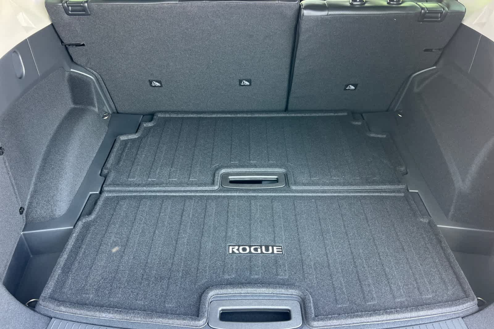 New 2026 Nissan Rogue Platinum AWD/4WD image 18