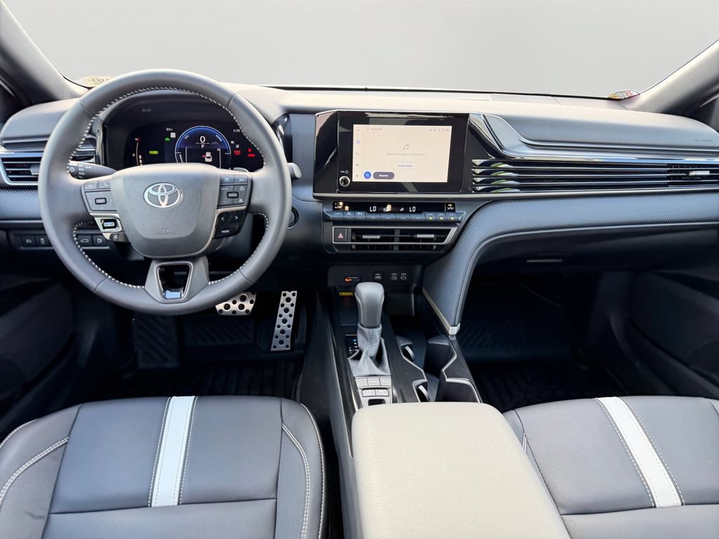 Used 2026 Toyota Camry SE w/ Convenience Package FWD image 16