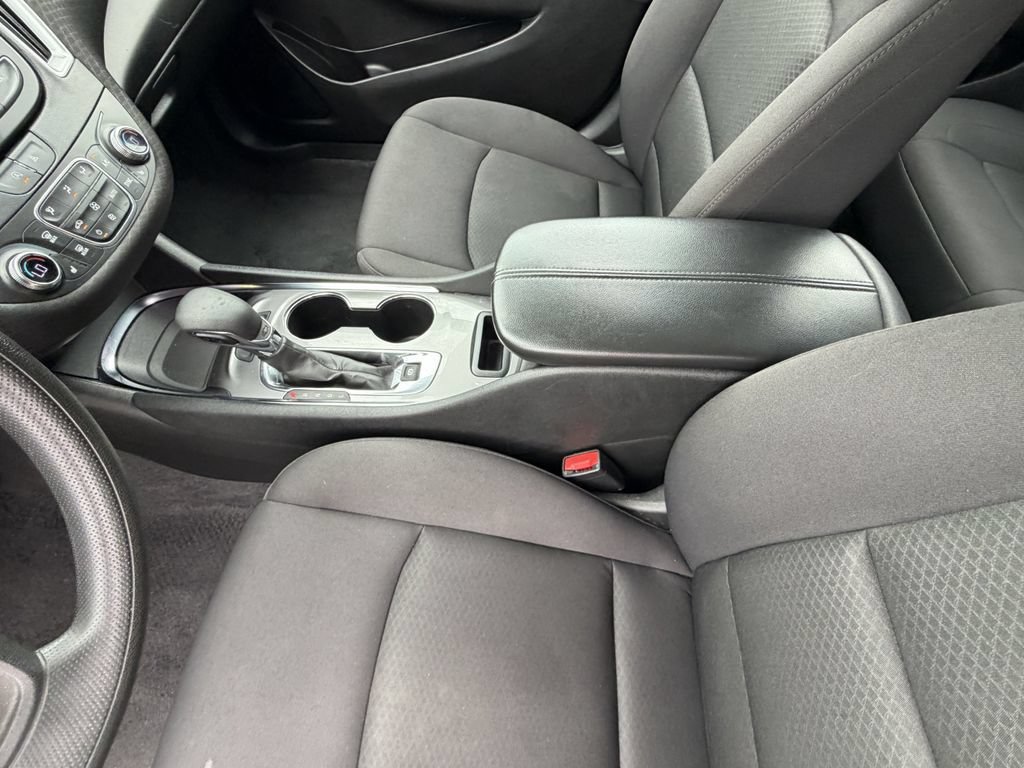 Used 2024 Chevrolet Malibu LT FWD image 16