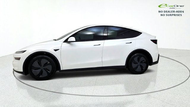 Used 2026 Tesla Model Y Long Range AWD/4WD image 4