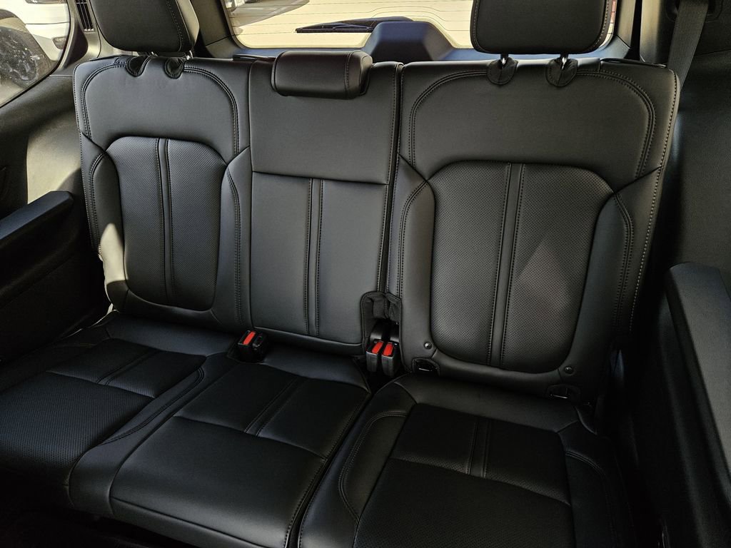 New 2026 Jeep Grand Wagoneer 4WD image 16