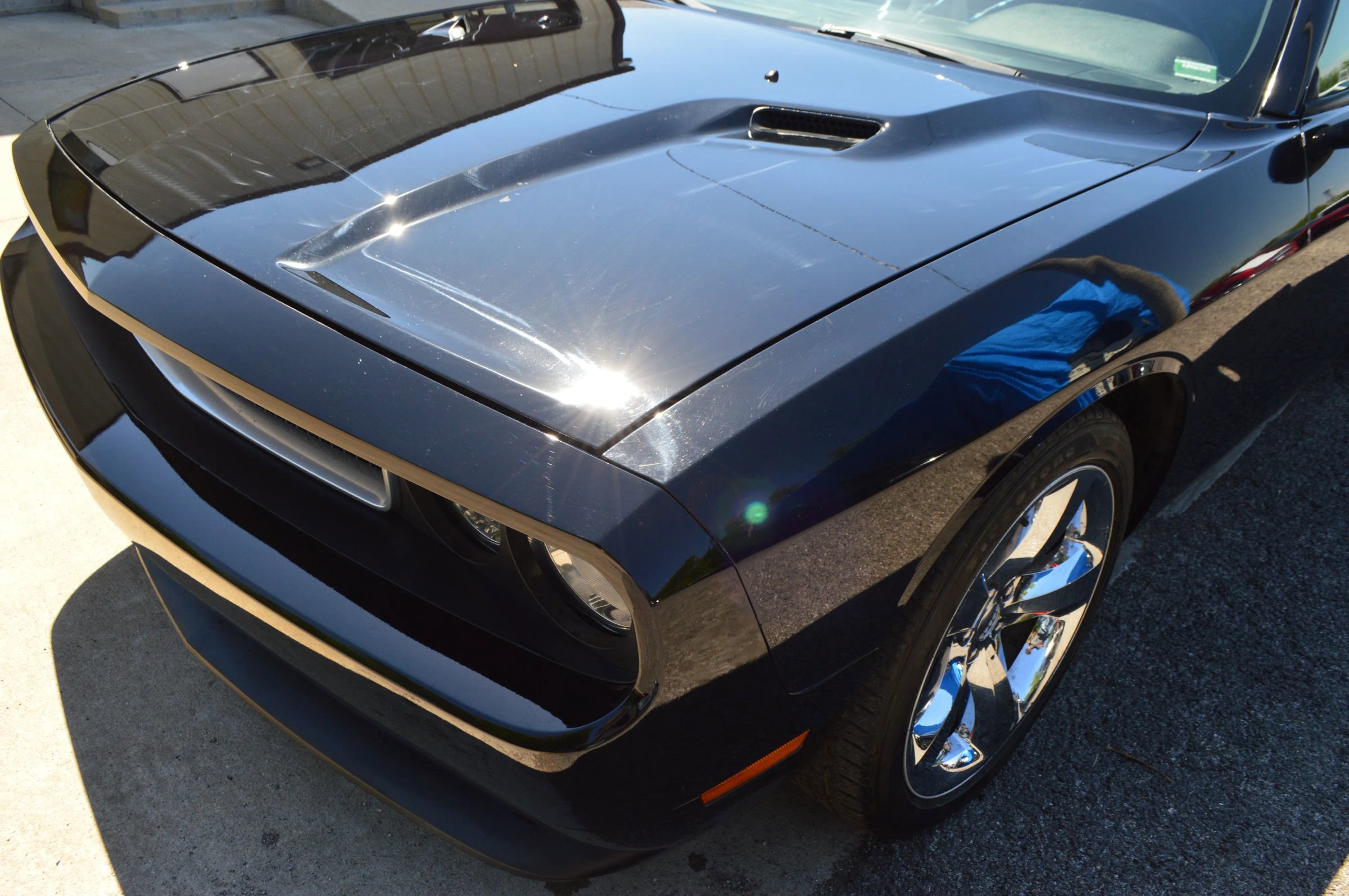 Used 2014 Dodge Challenger SXT Plus RWD image 3