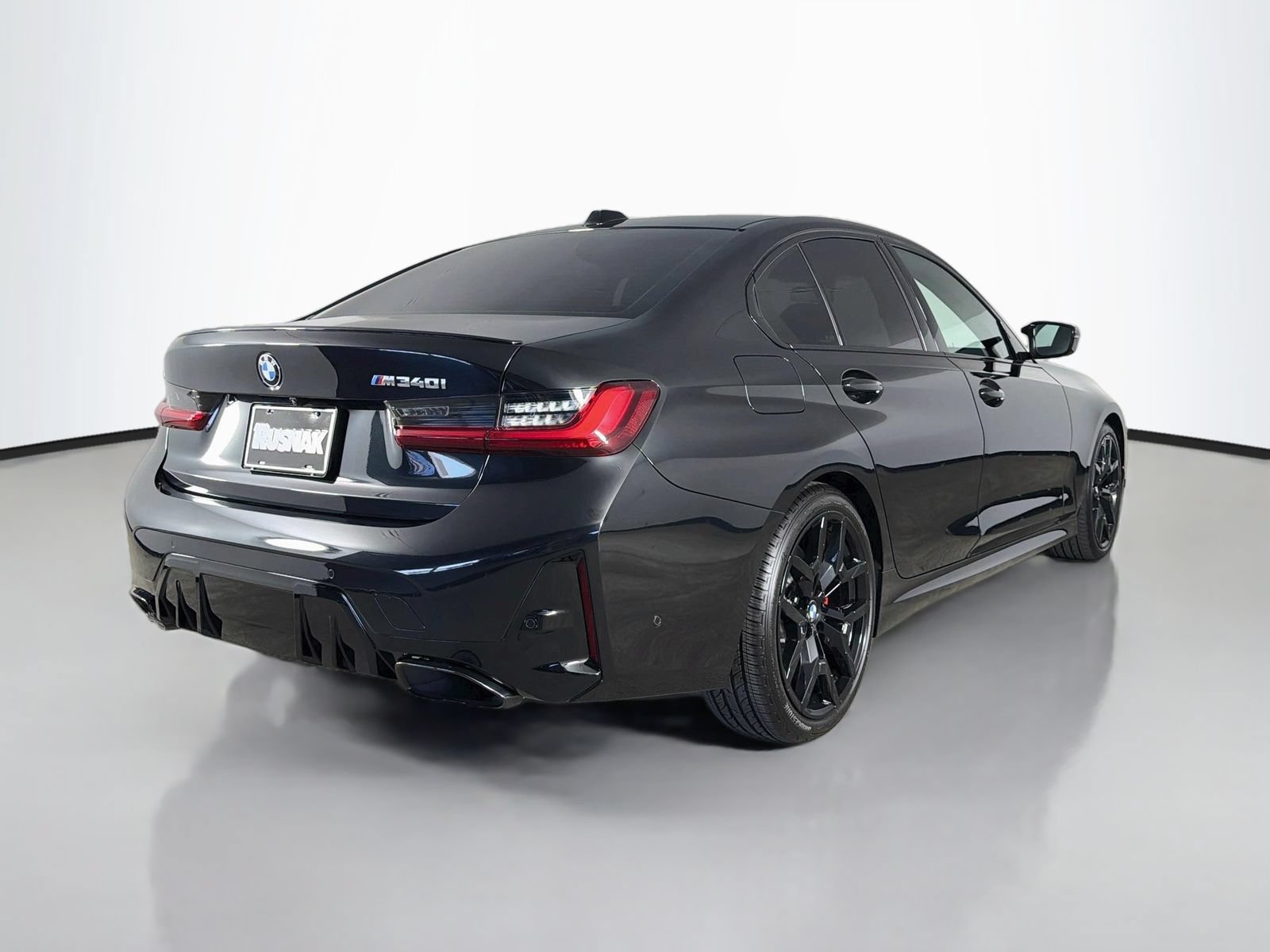 Used 2026 BMW M340i w/ Premium Package RWD image 7