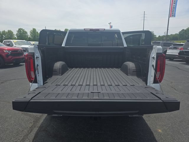 Used 2025 GMC Sierra 1500 AT4 w/ AT4 Premium Package AWD/4WD image 13