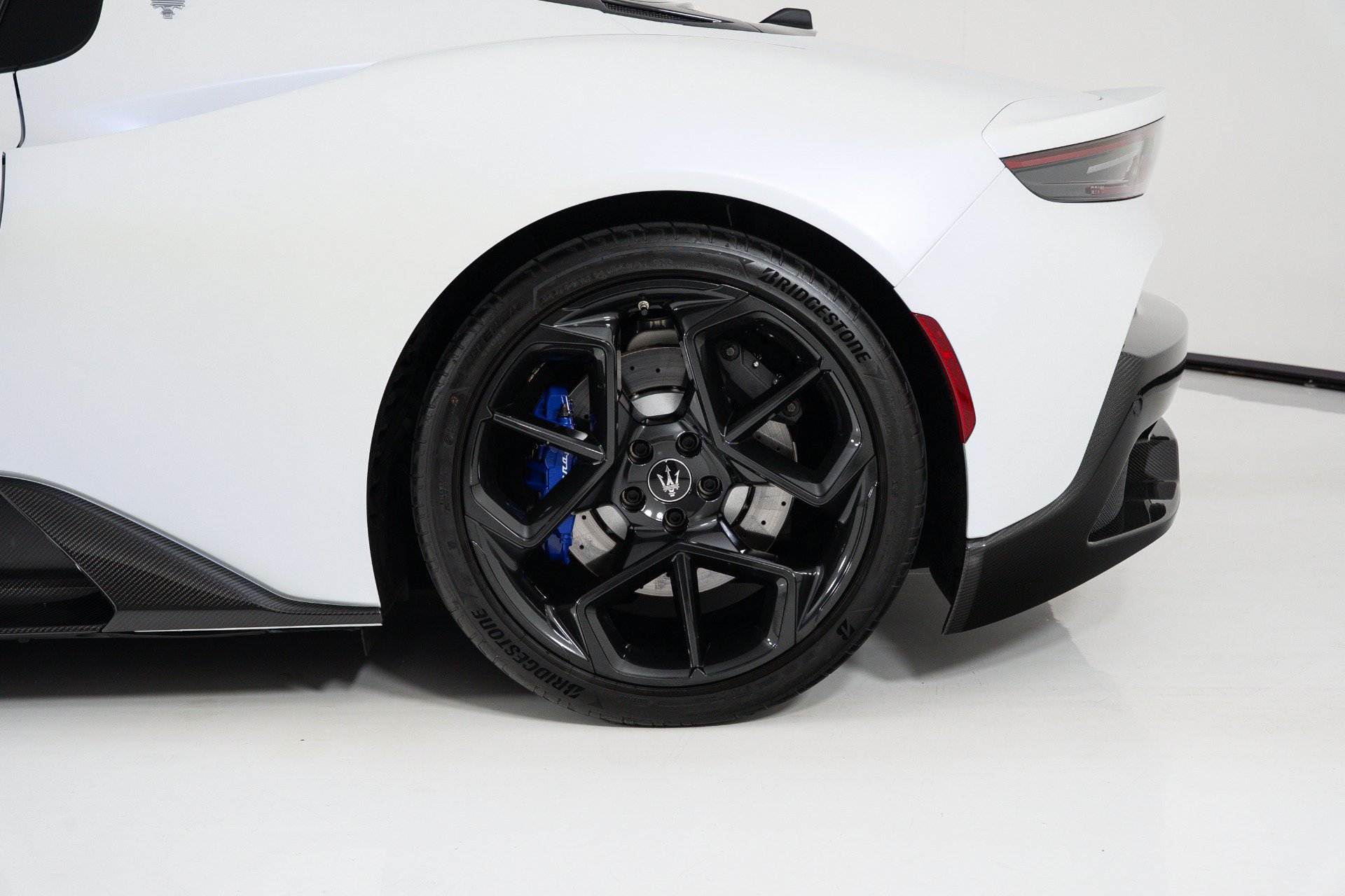 Used 2022 Maserati MC20 Coupe RWD image 13