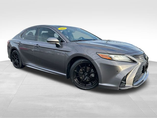 Used 2019 Toyota Camry XSE