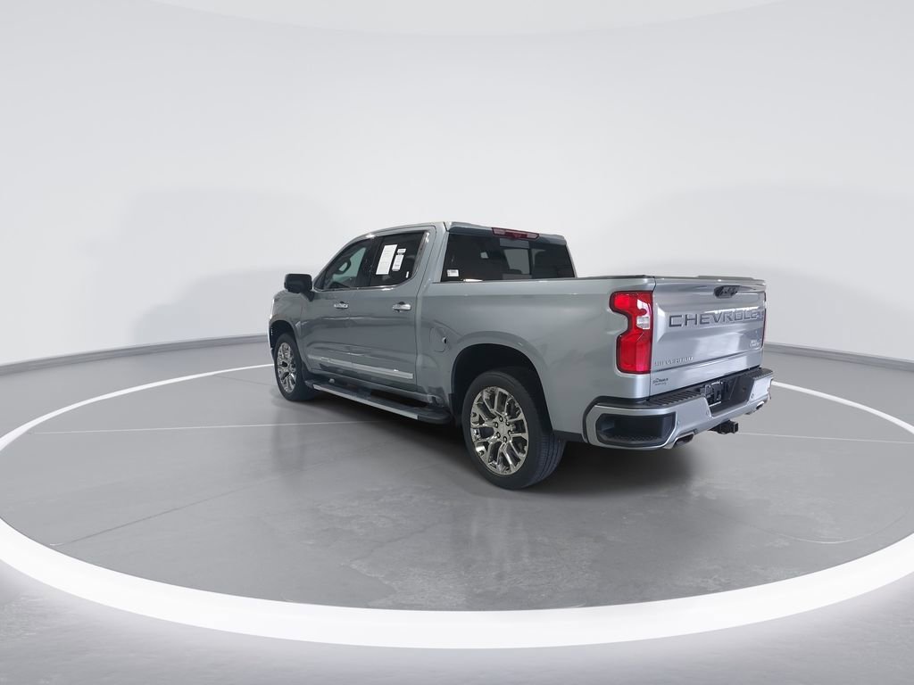 Used 2025 Chevrolet Silverado 1500 High Country w/ Technology Package image 6
