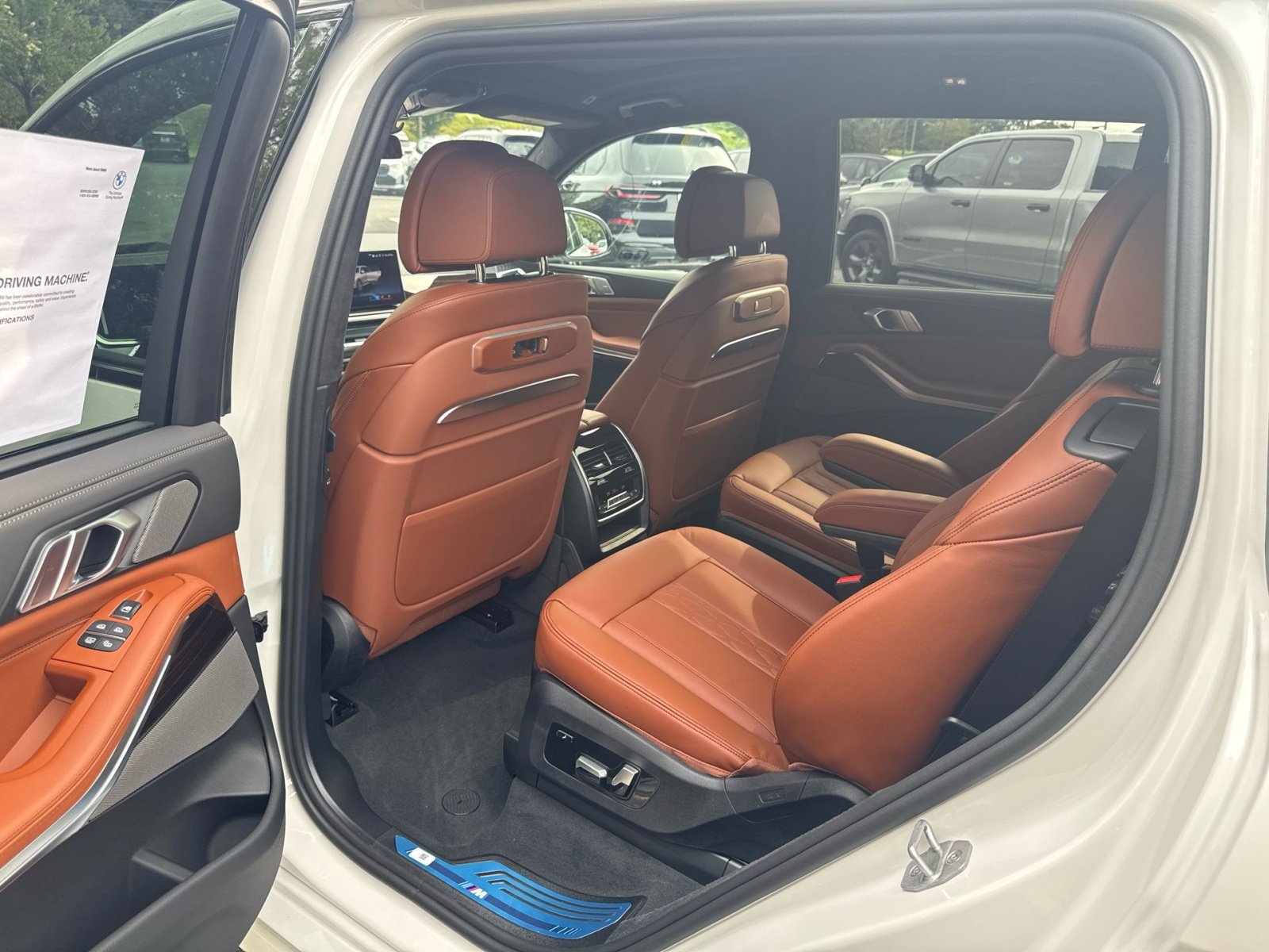 New 2027 BMW X7 xDrive40i w/ M Sport Package AWD/4WD image 31