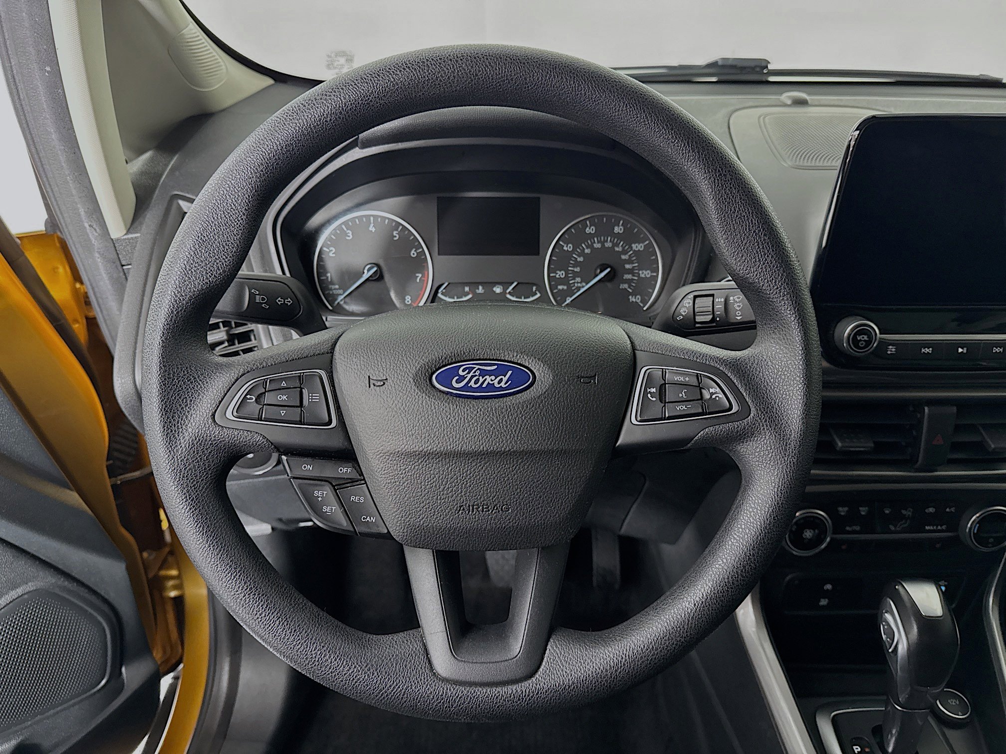 Used 2021 Ford EcoSport SE w/ SE Convenience Package image 11