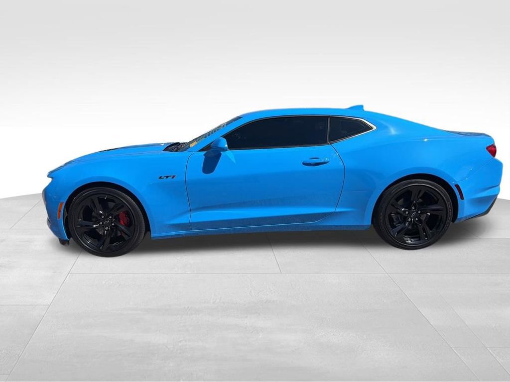 Used 2023 Chevrolet Camaro LT RWD image 2