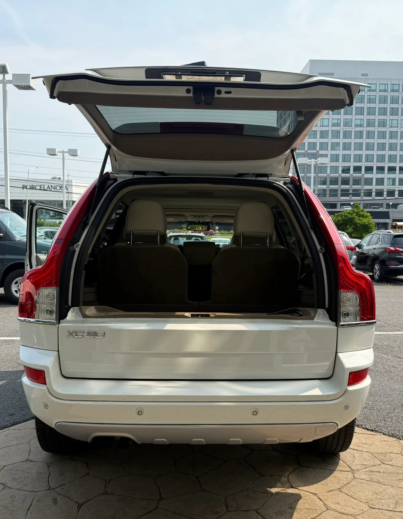 Used 2013 Volvo XC90 3.2 FWD image 40