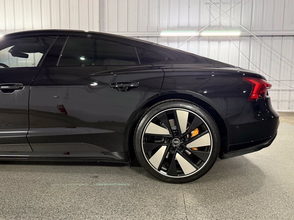 Used 2022 Audi RS e-tron GT w/ Carbon Performance Package AWD/4WD image 13