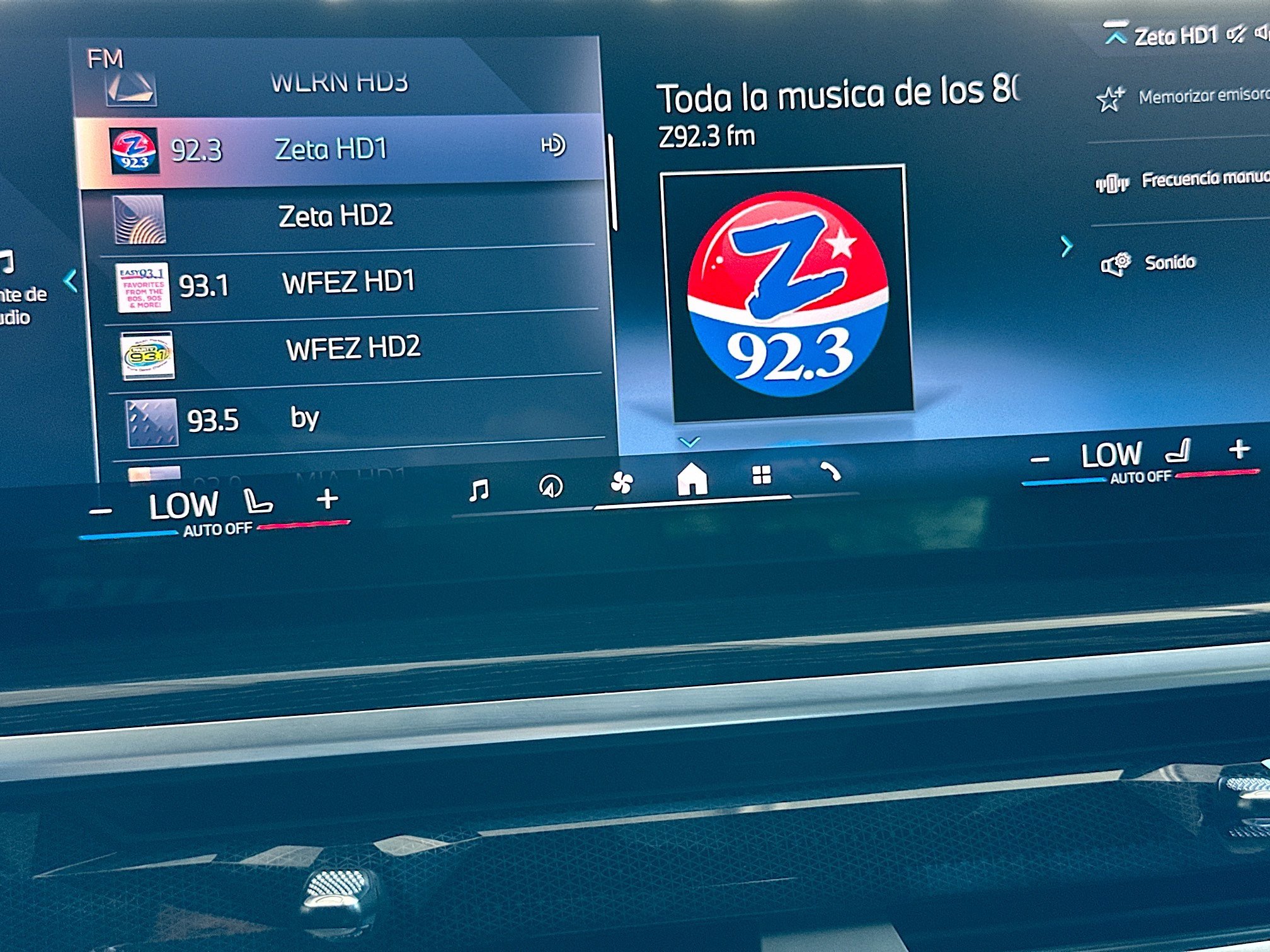 Used 2024 BMW X5 sDrive40i w/ M Sport Package image 15