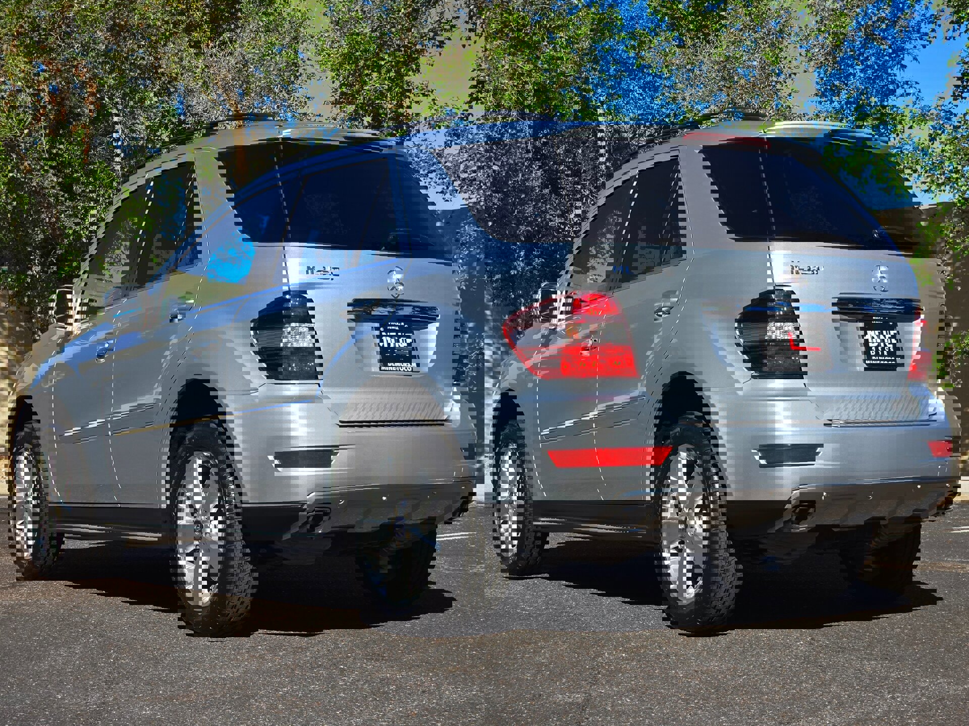 Used 2010 Mercedes-Benz ML 350 2WD image 8