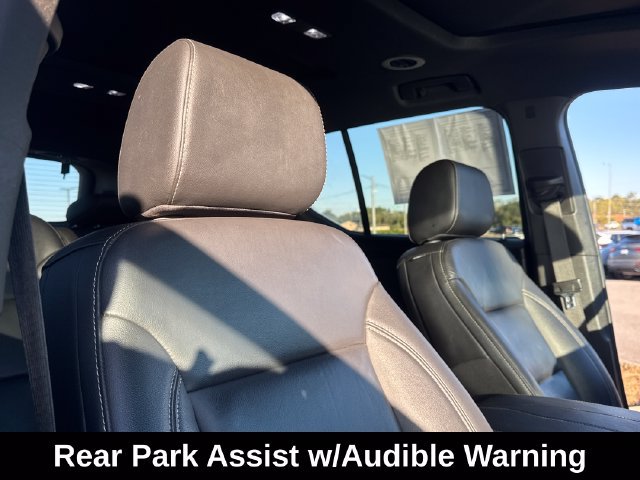 Used 2022 Chevrolet Traverse LT w/ LT Premium Package AWD/4WD image 34