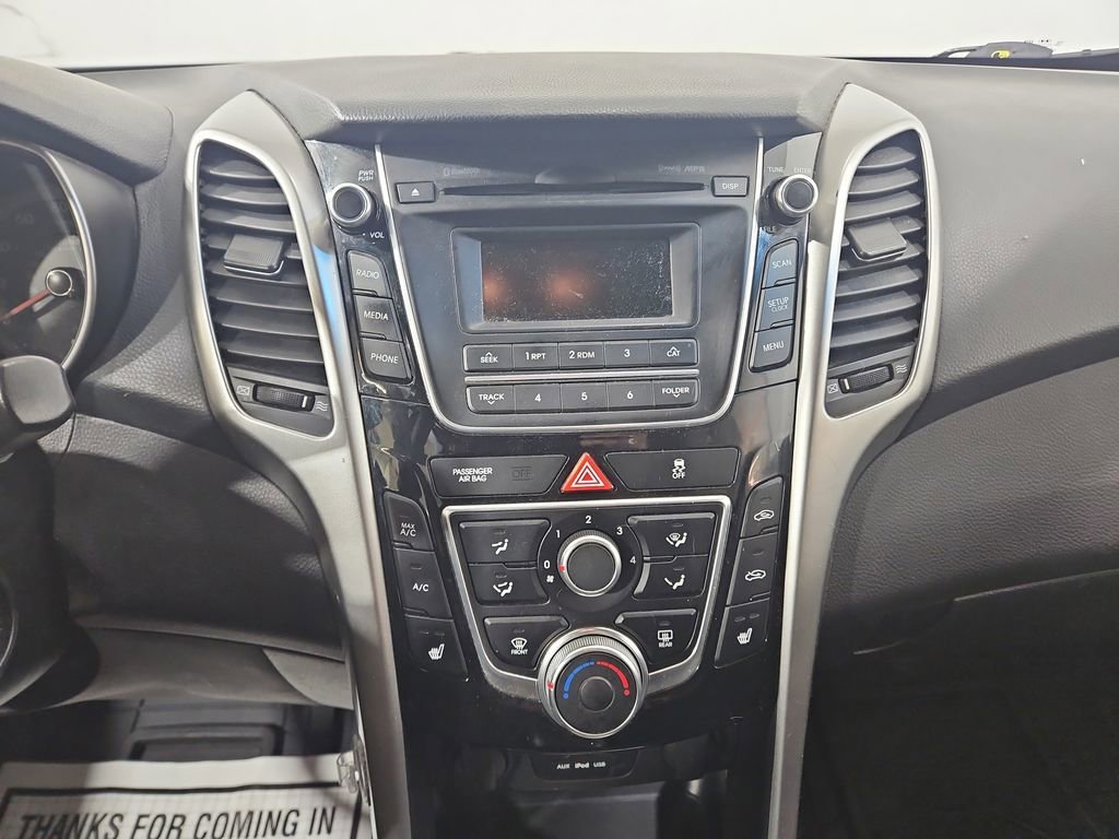 Used 2016 Hyundai Elantra GT image 19