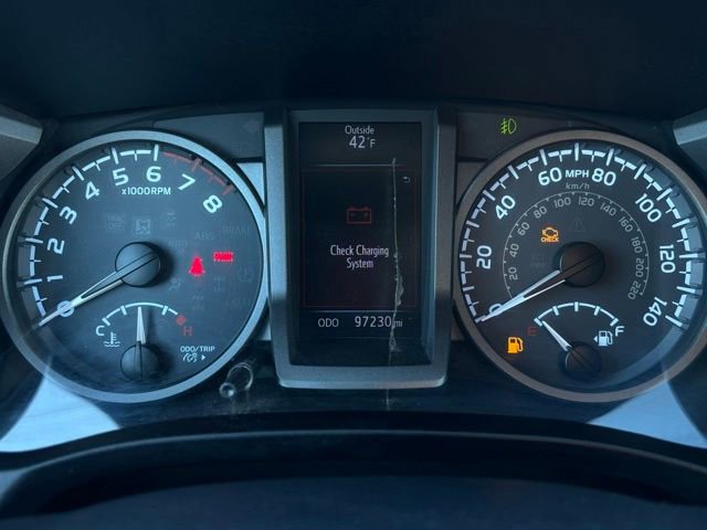 Used 2017 Toyota Tacoma TRD Off-Road image 29