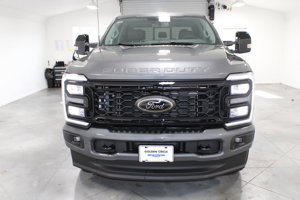 New 2026 Ford F250 Lariat w/ Black Appearance Package image 2