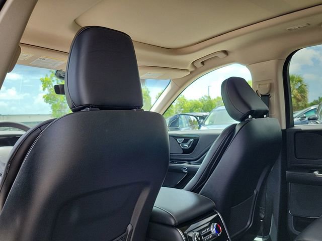 Certified 2024 Lincoln Aviator 2WD w/ Premium Package image 12