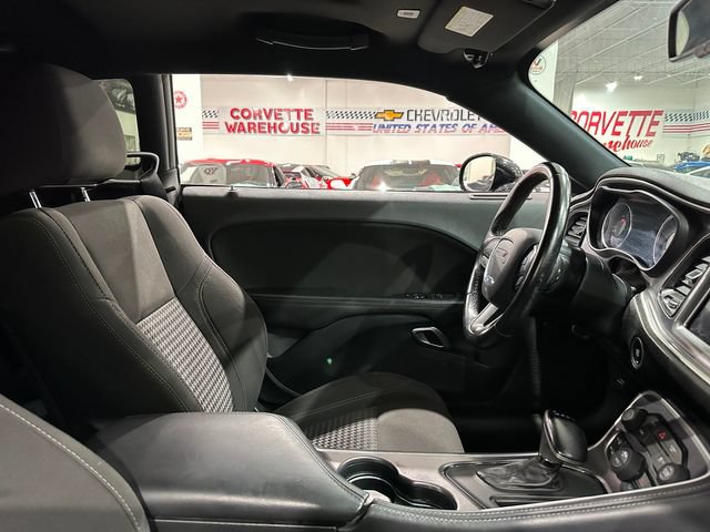 Used 2020 Dodge Challenger SXT RWD image 14