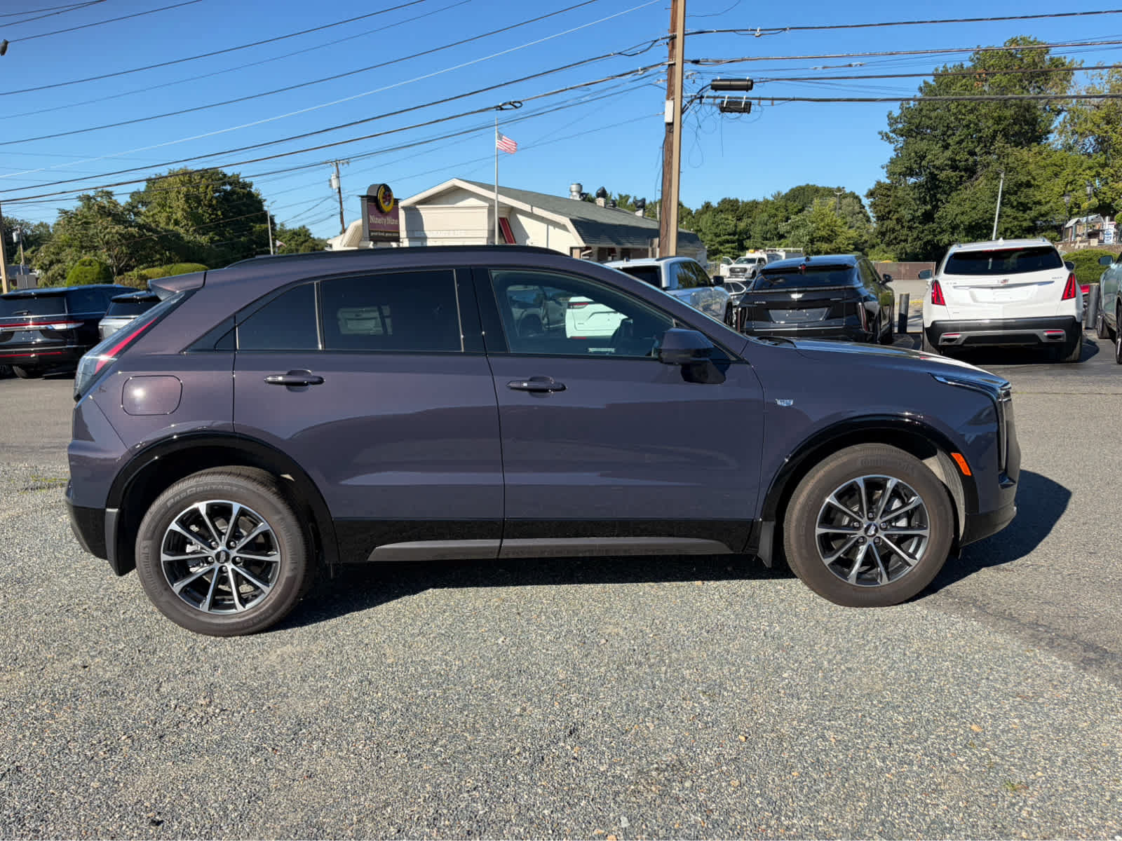 Used 2025 Cadillac XT4 Sport w/ Technology Package AWD/4WD image 17