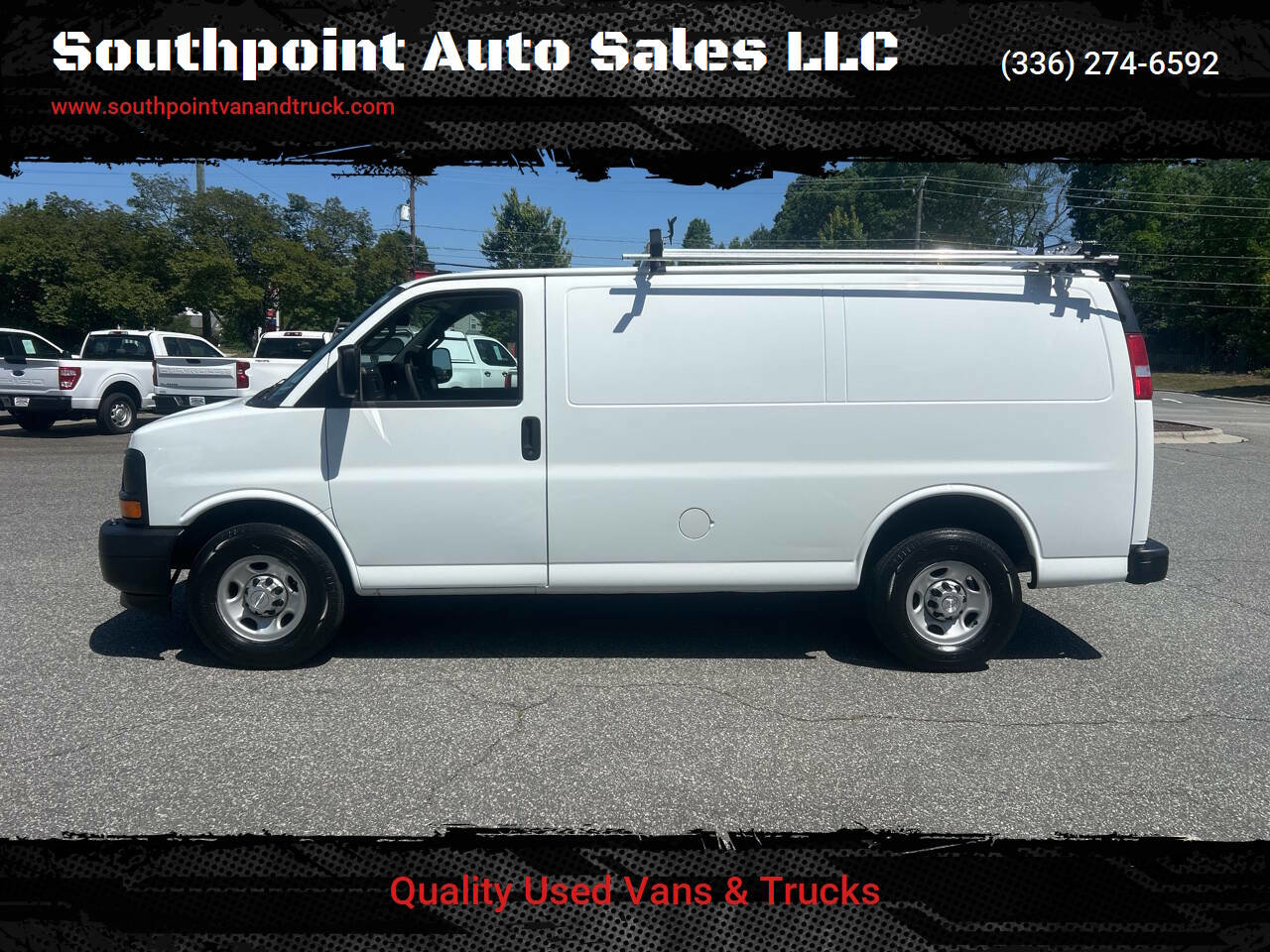 Used 2017 Chevrolet Express 2500 RWD image 1