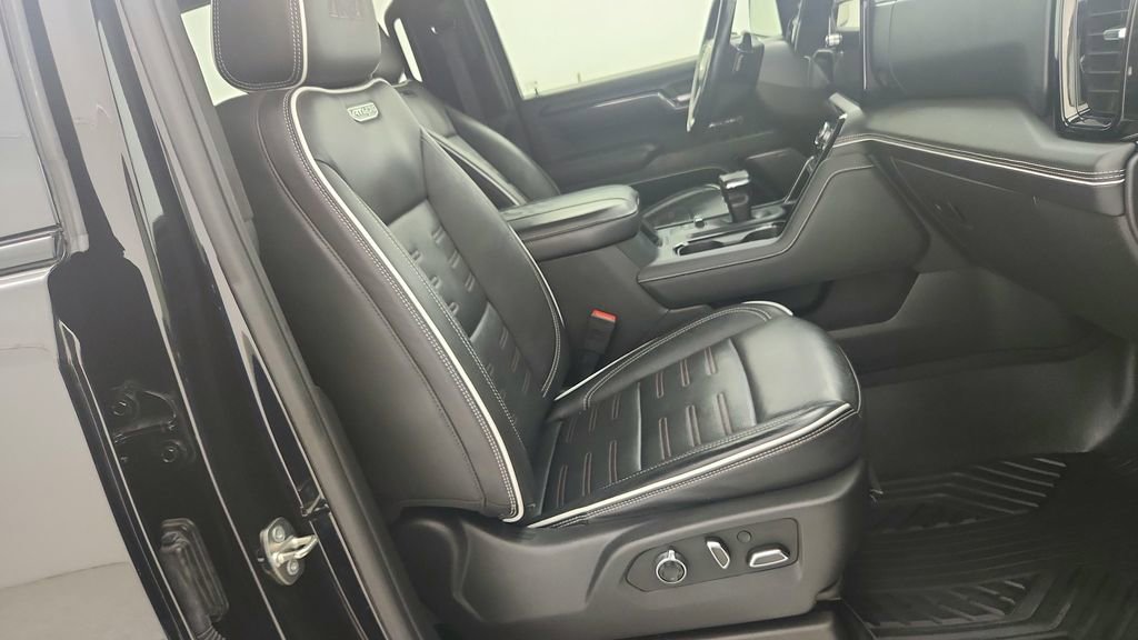 Used 2024 GMC Sierra 1500 AT4X w/ AT4X AEV Edition image 35