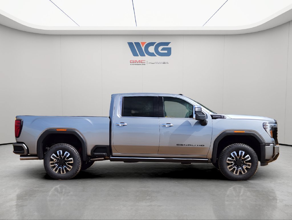 New 2026 GMC Sierra 3500 Denali Ultimate w/ LPO, Black Badging Package AWD/4WD image 3