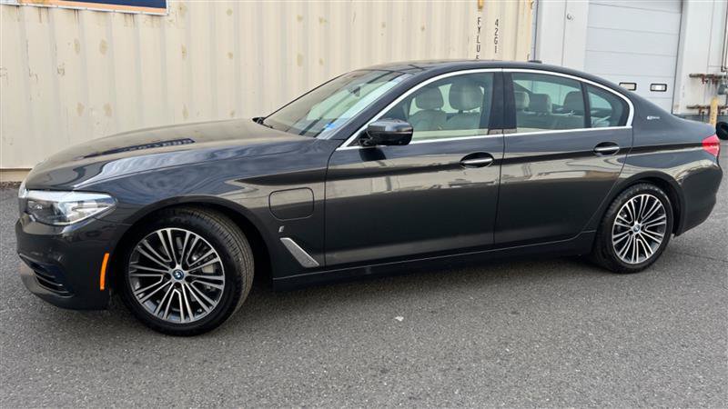 Used 2018 BMW 530e RWD image 4