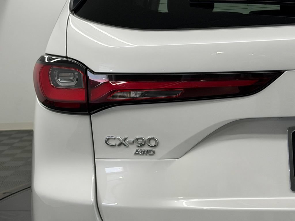 Used 2024 MAZDA CX-90 Plug-In Hybrid w/ Premium Pkg AWD/4WD image 13