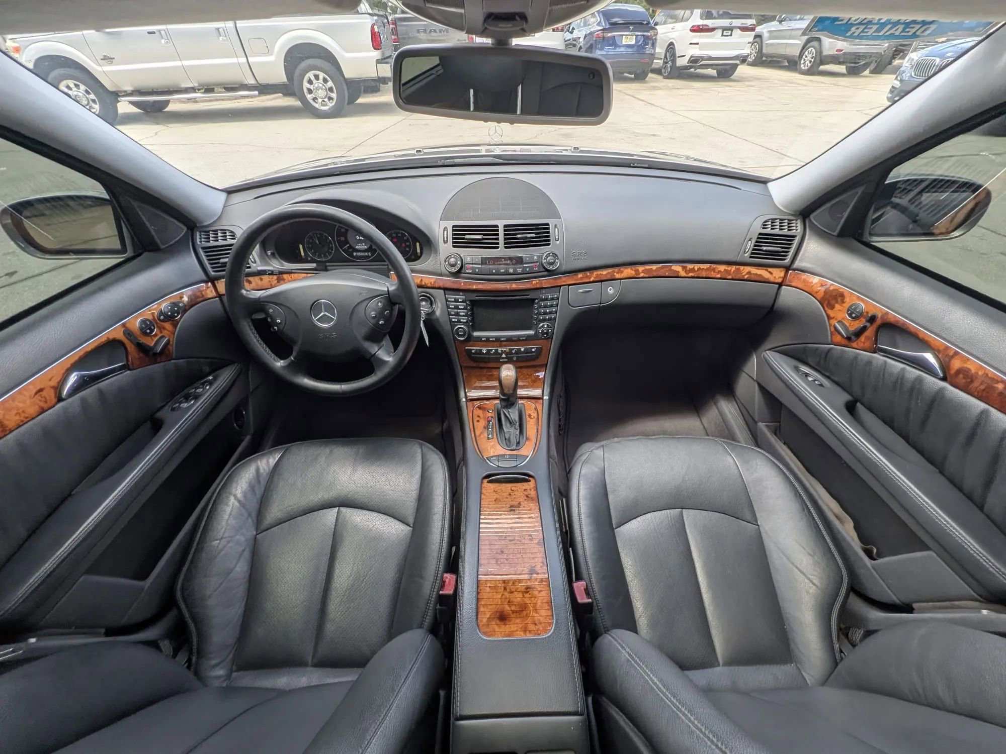 Used 2005 Mercedes-Benz E 500 Sedan image 9