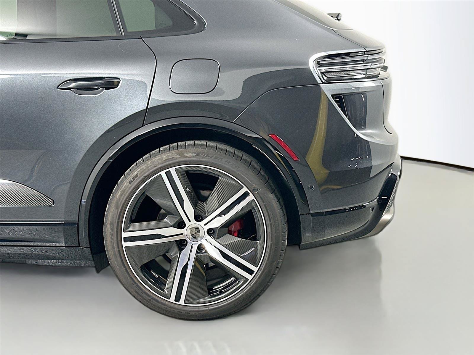 Certified 2024 Porsche Macan Turbo Electric AWD/4WD image 12