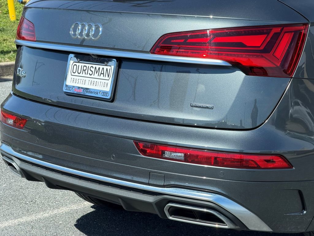 Used 2023 Audi Q5 e Premium Plus w/ Premium Plus Package image 12