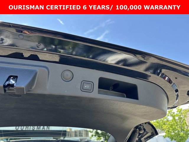 Certified 2025 GMC Terrain Elevation w/ Elevation Premium Package AWD/4WD image 13
