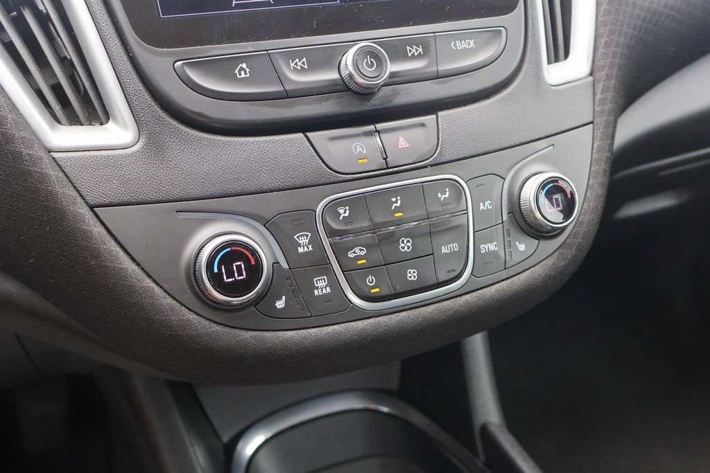 Used 2024 Chevrolet Malibu LT FWD image 14