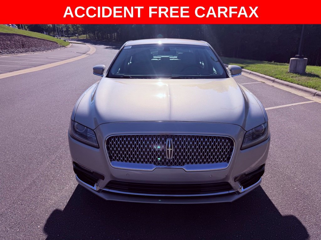 Used 2017 Lincoln Continental Select FWD image 2