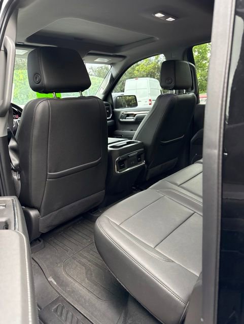 Used 2024 GMC Sierra 1500 Elevation w/ Elevation Premium Package AWD/4WD image 6