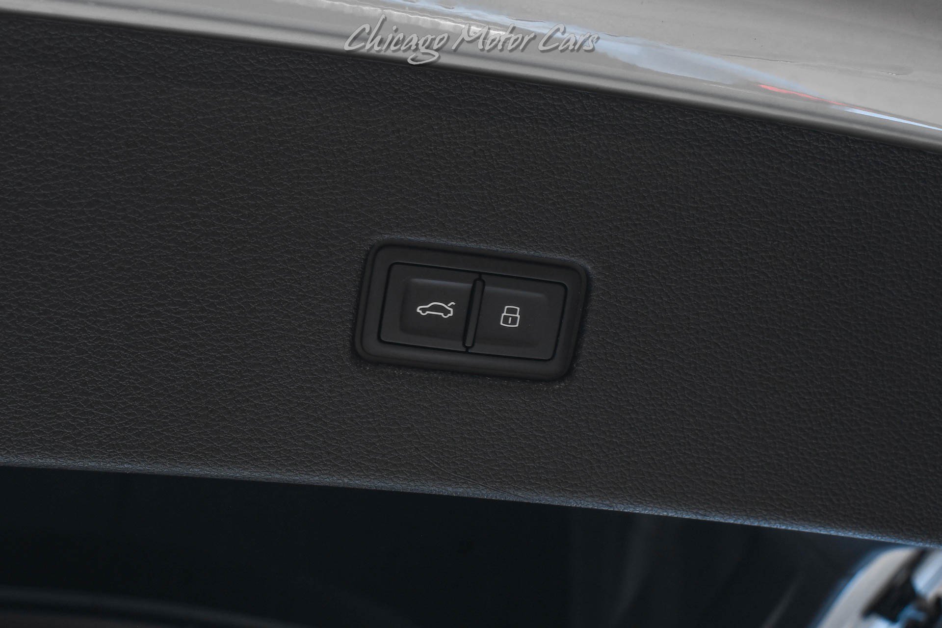 Used 2019 Audi Q8 Prestige AWD/4WD image 56