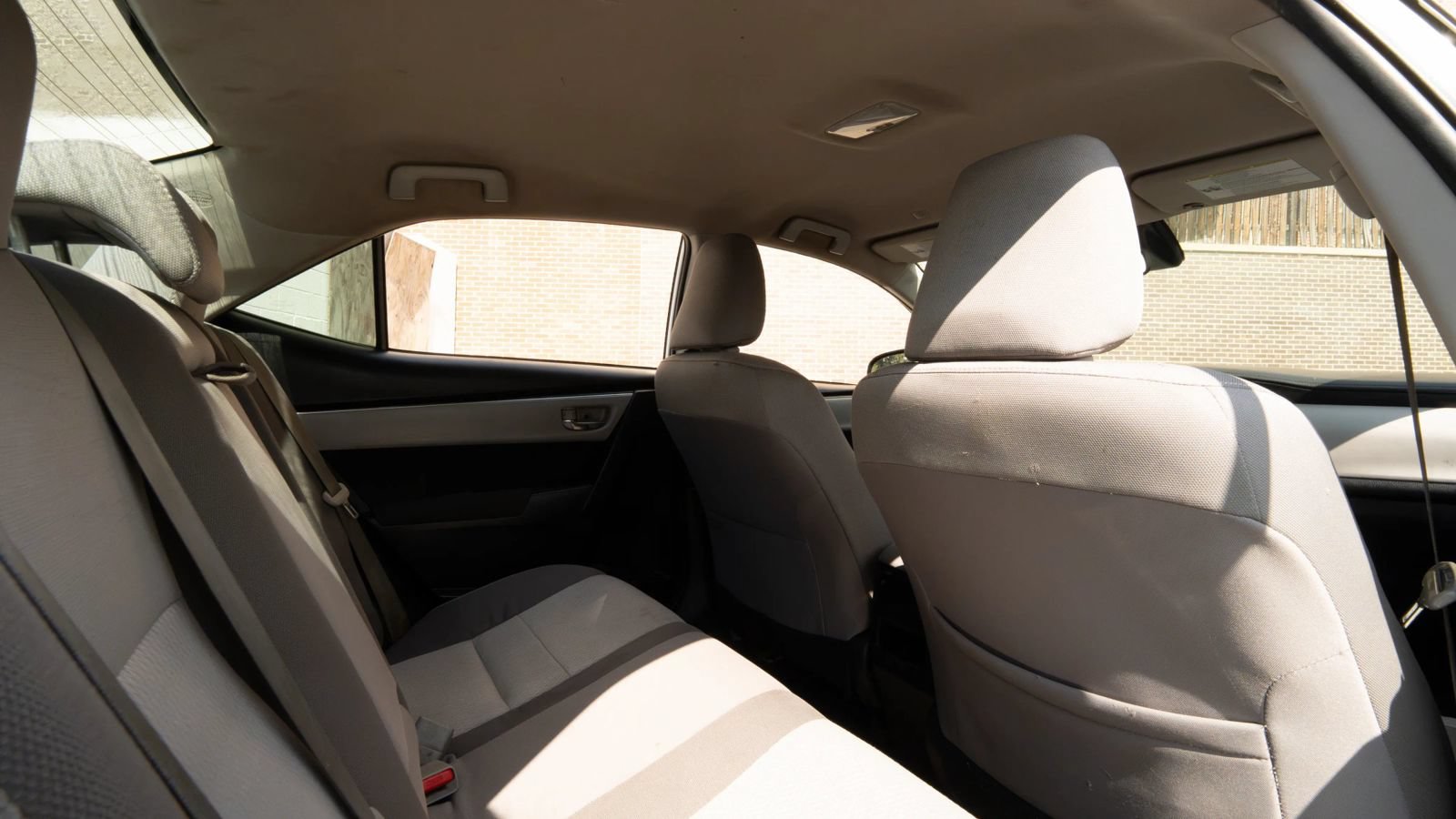 Used 2019 Toyota Corolla LE FWD image 16